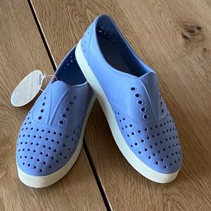 Native Jefferson shoes. Sz 8 Lavender and cream BNWT